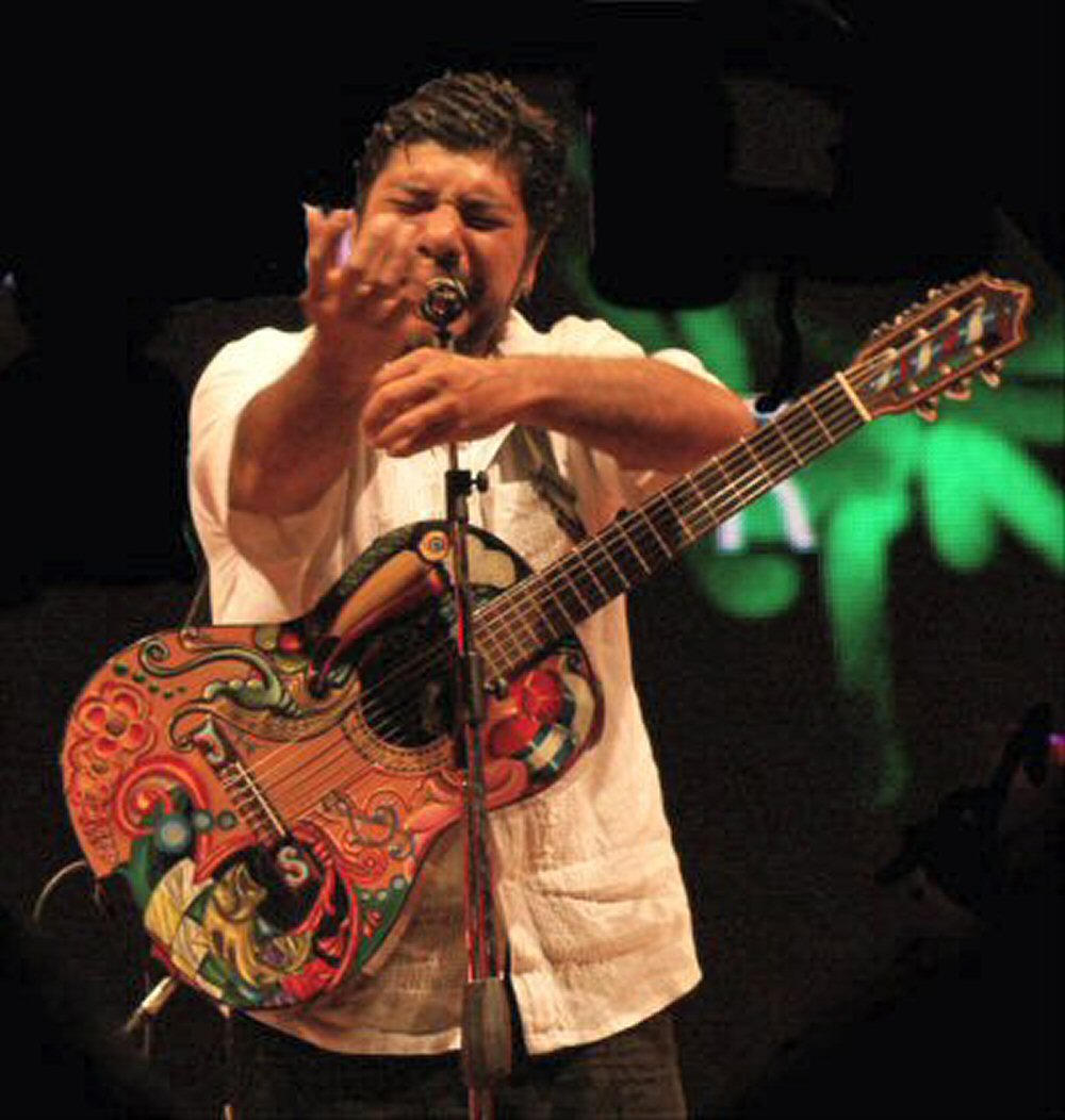 Lito 3.jpg